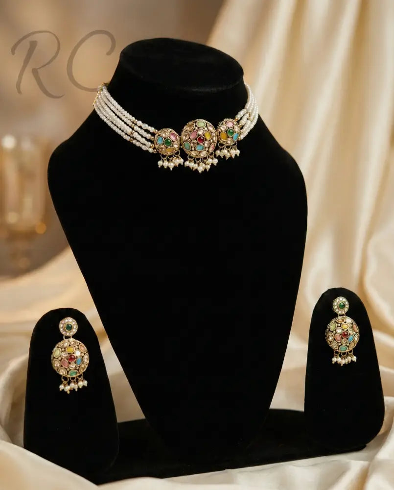 Regal Kundan Pearl Choker Set Neckless
